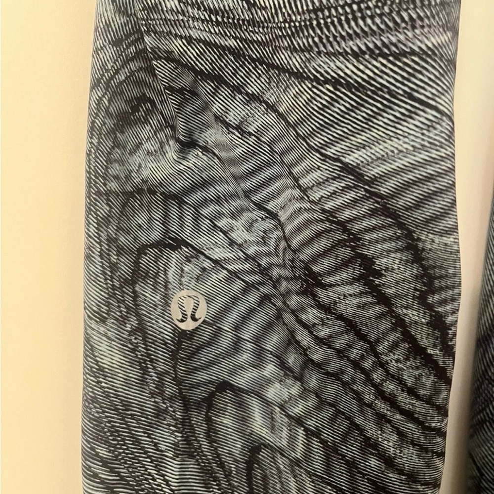 Lululemon Fast and Free Tight 25” Dimensional Icing Blue Multi Size 4 - Picture 7 of 9